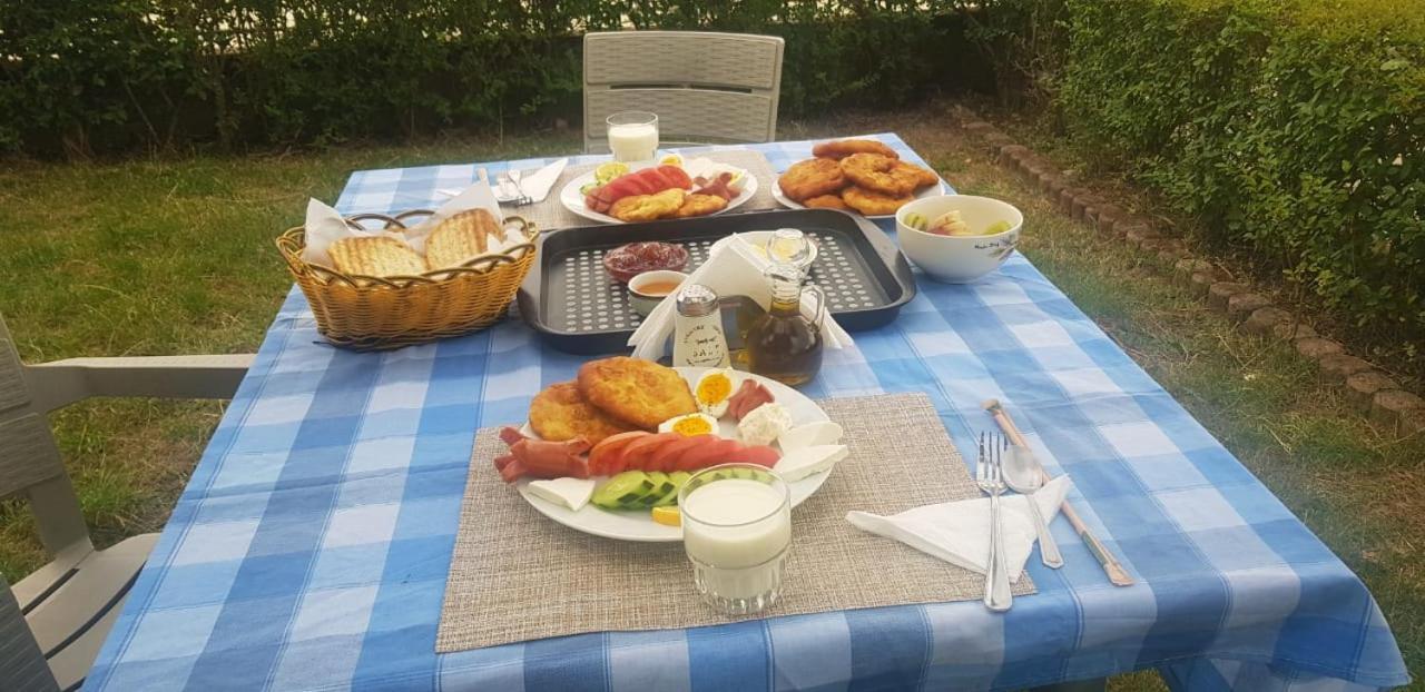 Guest House Ilir Берат Экстерьер фото