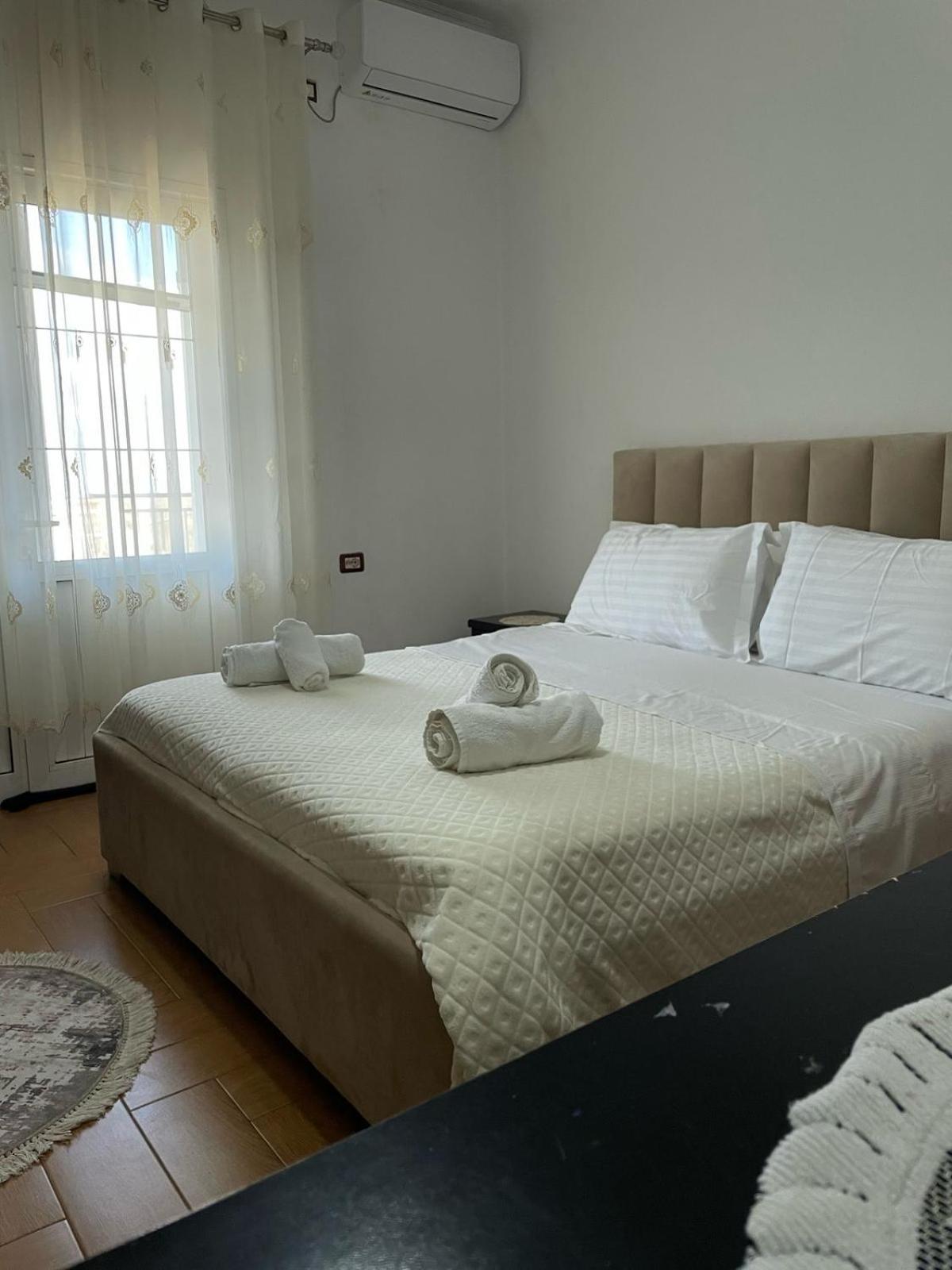 Guest House Ilir Берат Экстерьер фото