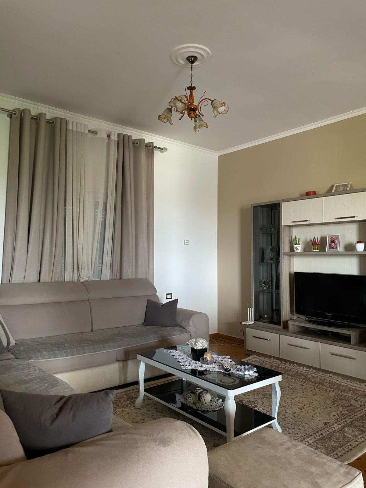Guest House Ilir Берат Экстерьер фото