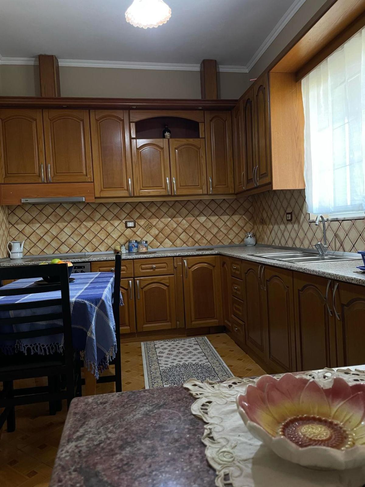 Guest House Ilir Берат Экстерьер фото