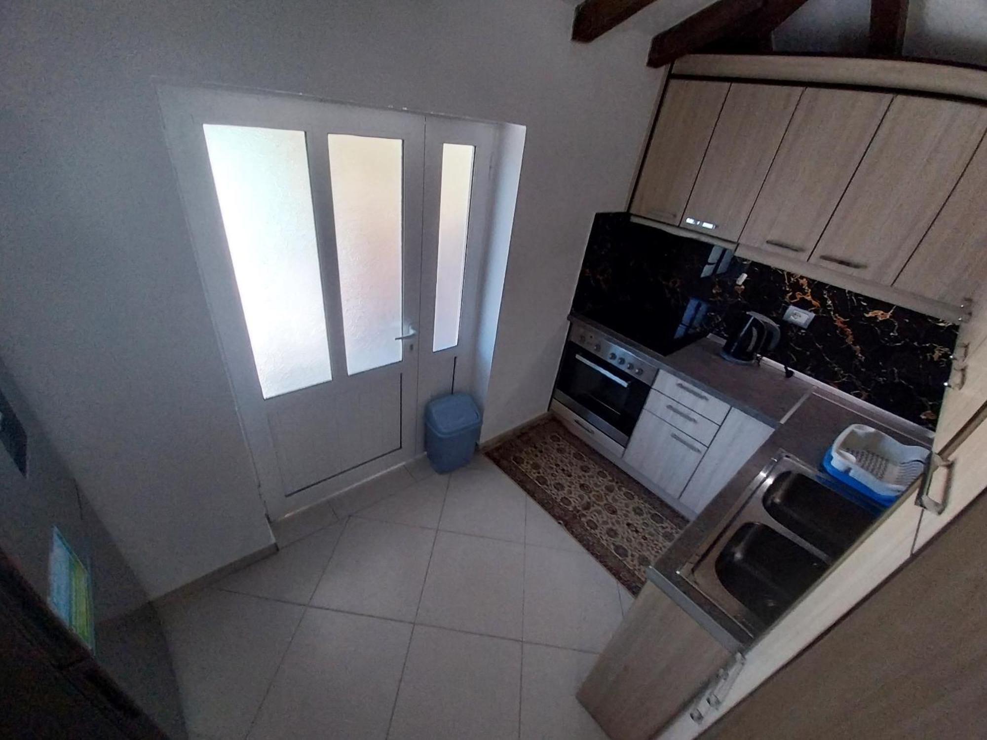 Guest House Ilir Берат Экстерьер фото